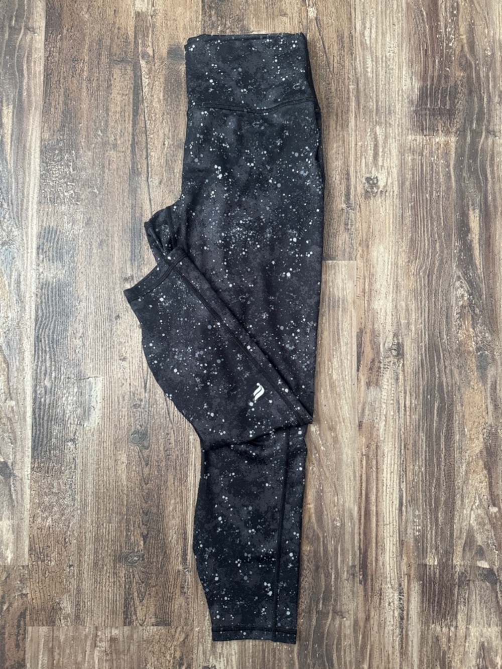 Fabletics Black with White Splatter Women’s Active Leggings